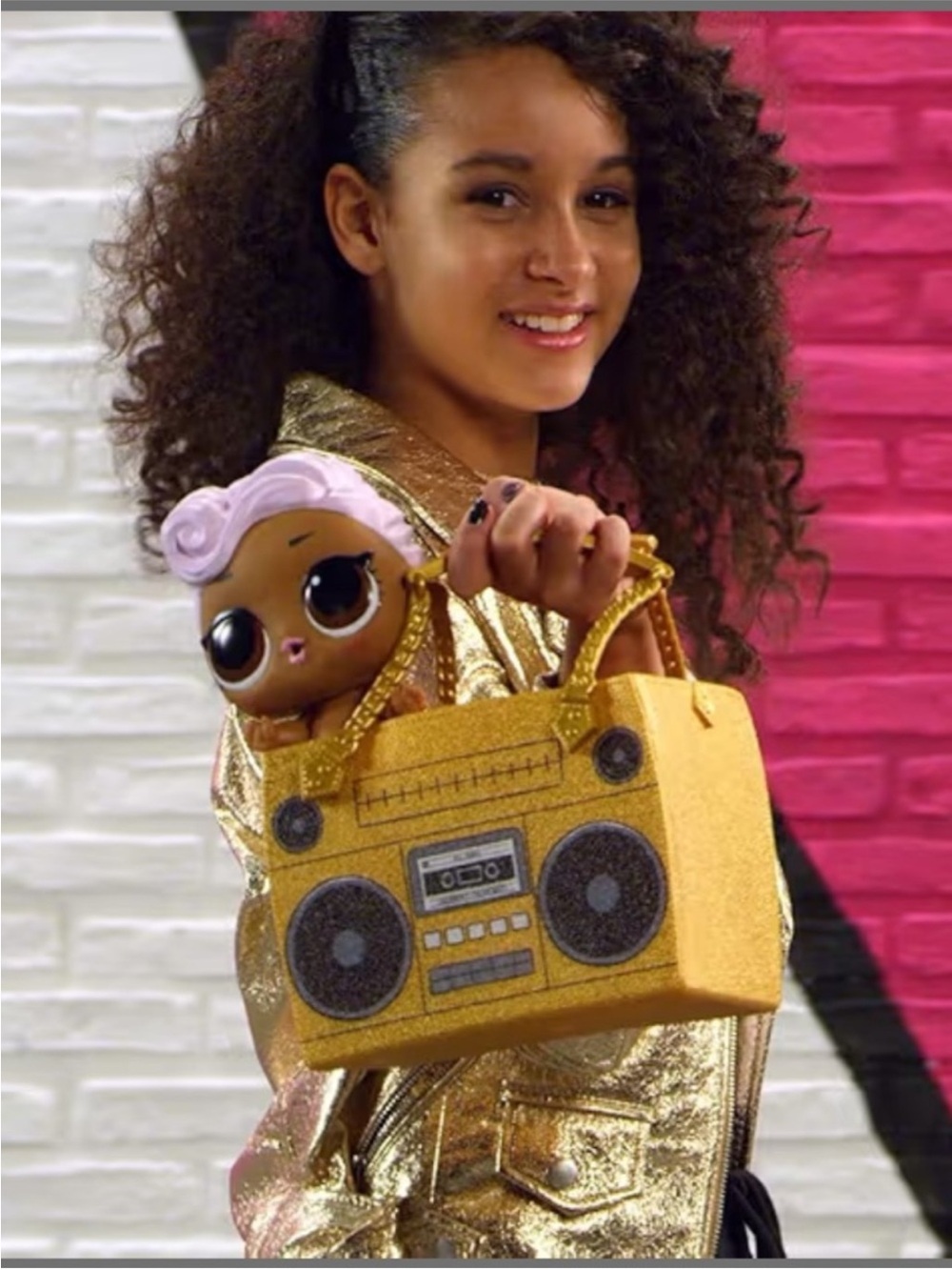 L.O.L. Surprise! Ooh La La
Baby Surprise Lil DJ Doll with Bag & Accessories - Picture 14 of 14